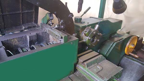 Фото токарного револьверного верстата 1Е140, 1Е125 1Е140, 1Е125 фото токарного токарно-револьверного верстата